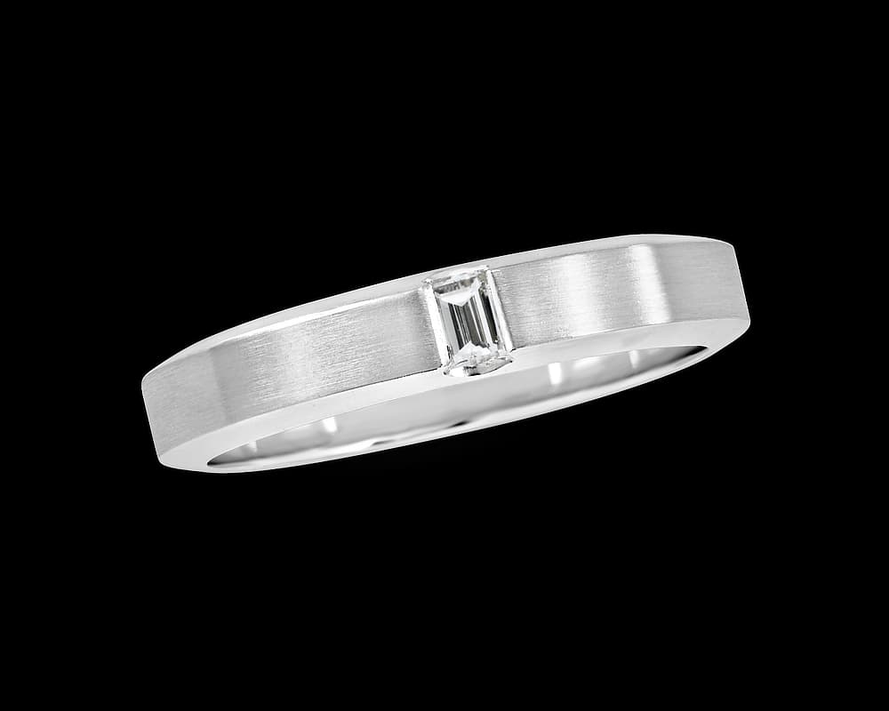 Mens 4mm Baguette Diamond Band
